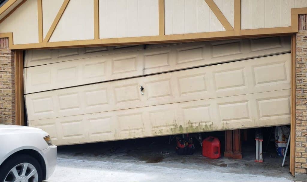 Garage Door Repair in South Houston, Texas (1737)